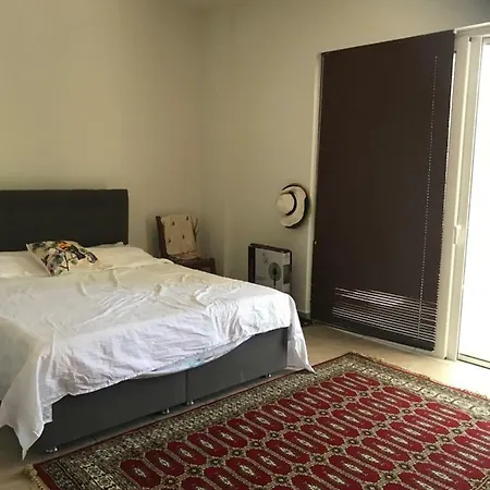 بيت ضيافة Rhodes