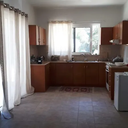 בית הארחה Rhodes אסגורו