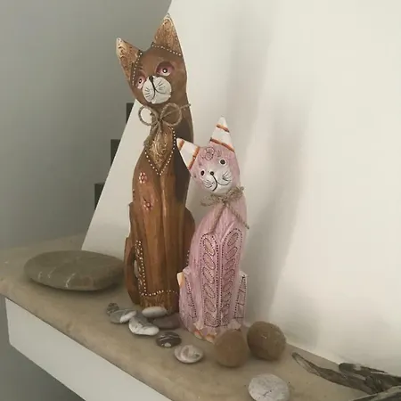 Rhodes בית הארחה אסגורו